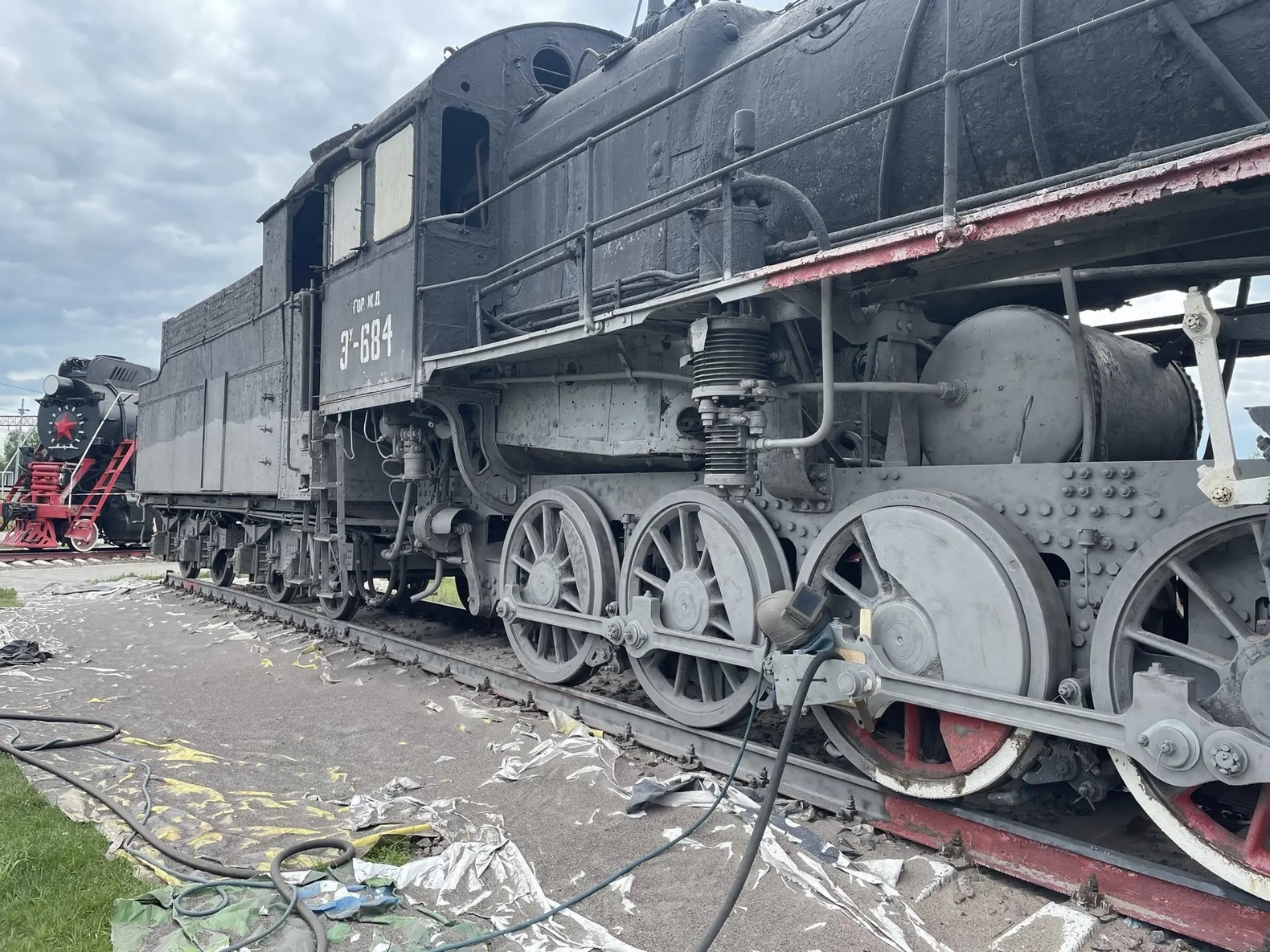 Пескоструйная очистка паровоза